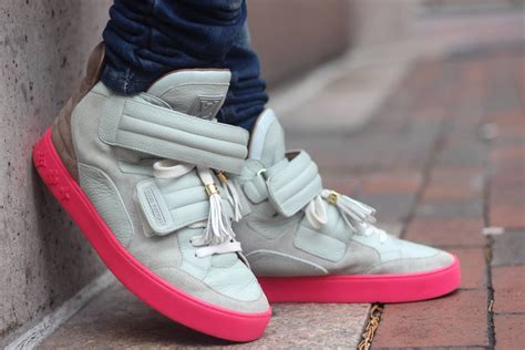 yeezy louis vuitton replica|Louis Vuitton jaspers zen pink.